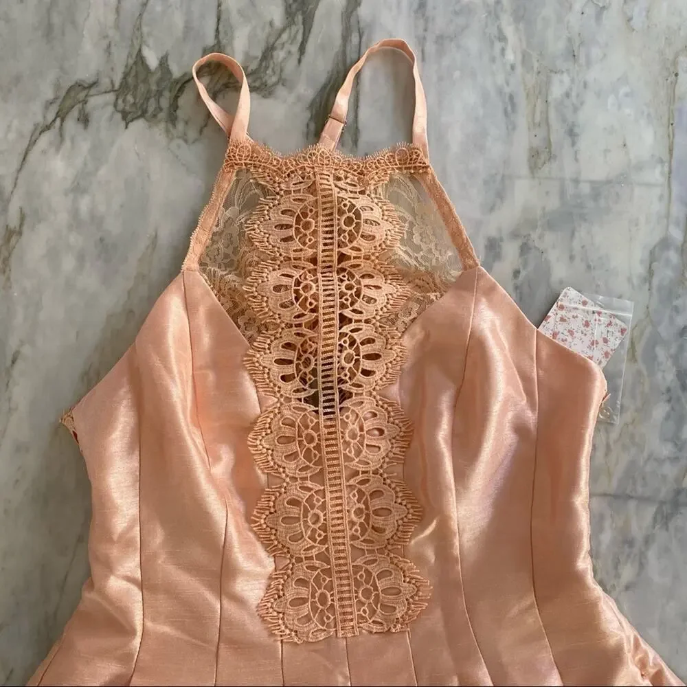 FREE PEOPLE $250 Heart to Heart Crochet Lace Trim Dress Romper Petal Pink Size 0